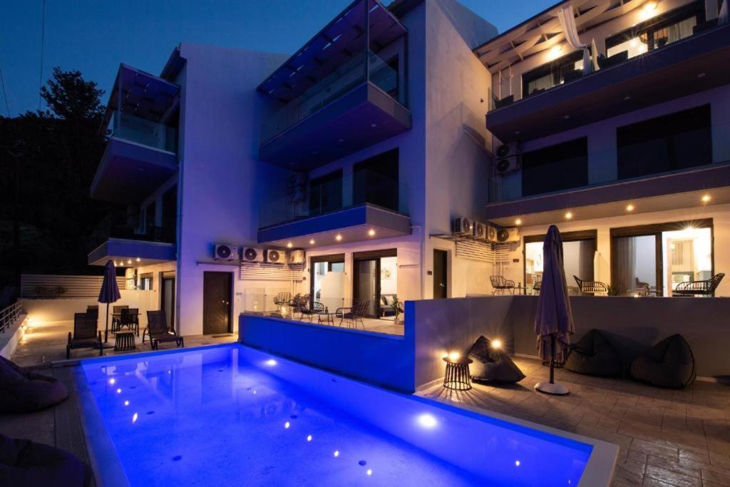 Above Blue Maisonettes Grey Diamond Nikiana Exterior foto